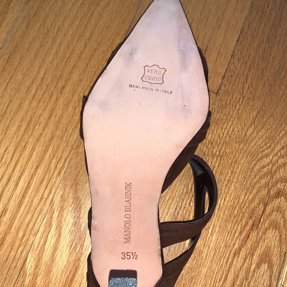 SOLD - Brand new Manolo Blahnik size 5.5 - Picture 3 of 5